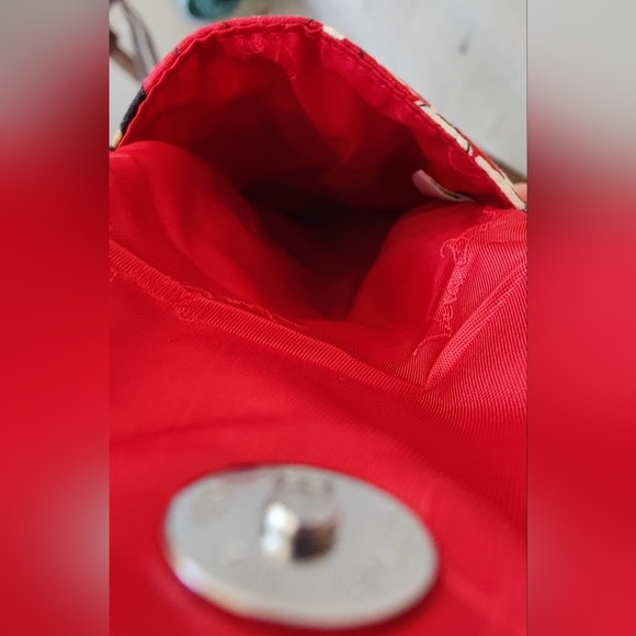 Vera Bradley Carson Cell Phone Crossbody, Bittersweet Floral Print, Chain Sling - Picture 3 of 7